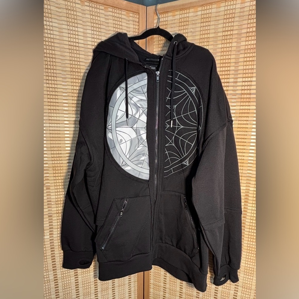 Wednesday Split Window oversized black Hoodie swe… - image 4